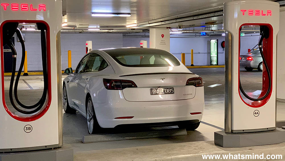 How long does it take to charge a Tesla model 3? 