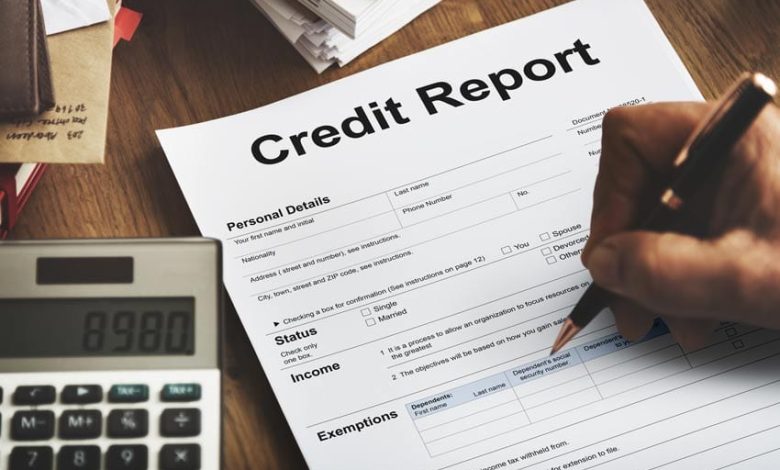 What is the correct procedure to dispute a false credit report?