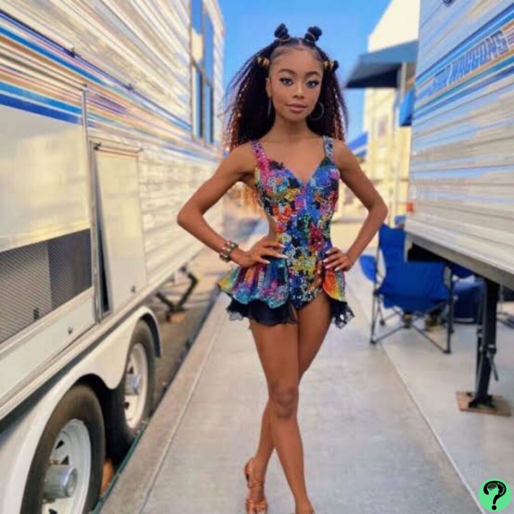 Skai jackson physical looks