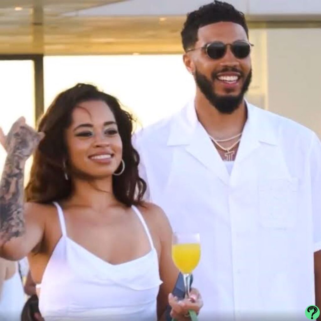 Jayson’s relationship with singer Ella Mai and model Bella B 